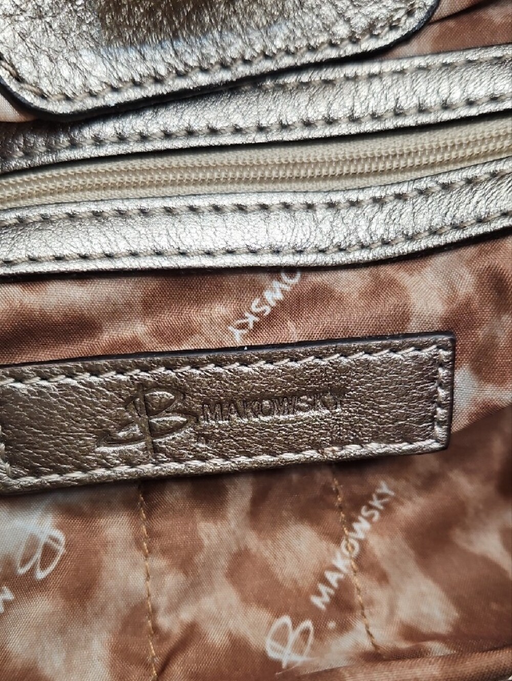B Makowsky Metallic Taupe Leather Crossbody Strap Bag with Gold Hardware - Picture 9 of 10